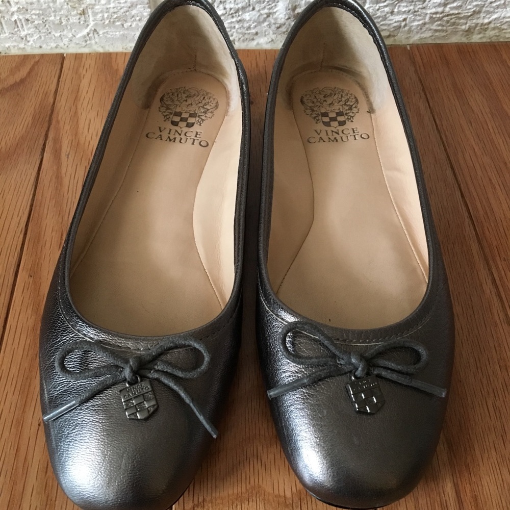 Vince Camuto Metallic Ria Flats